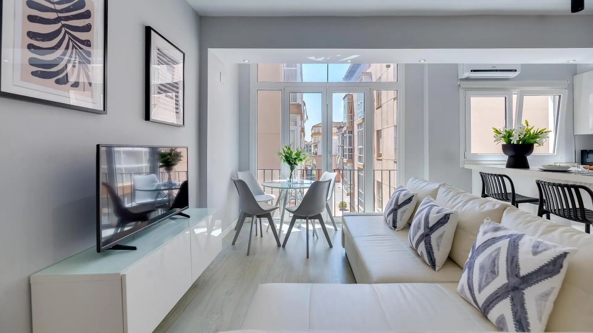 Apartment Xpce Merced Square - Picasso Malaga