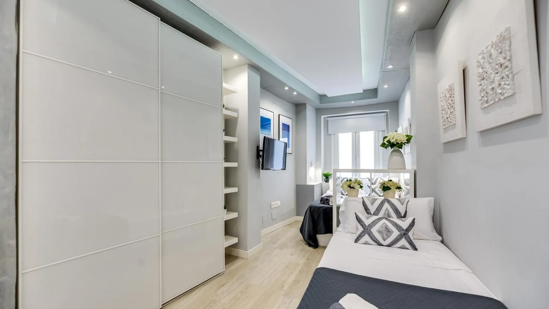Xpce Merced Square - Picasso Malaga Apartment